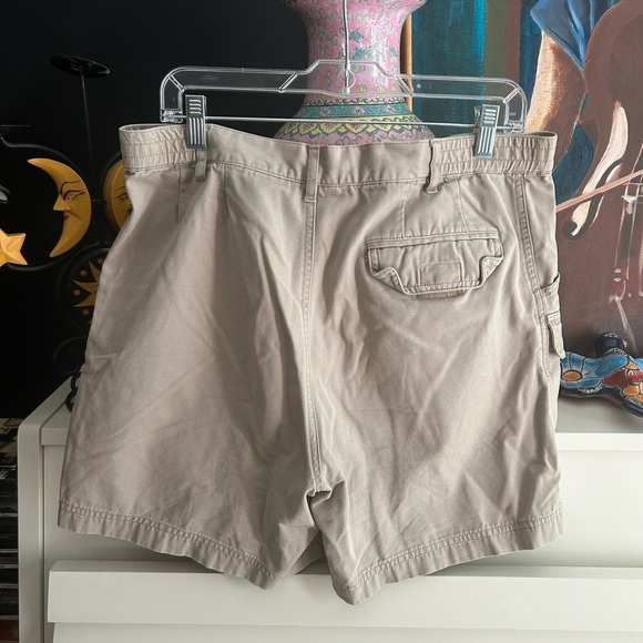 Denver Hayes Khaki Cargo Shorts 12 - Picture 10 of 16